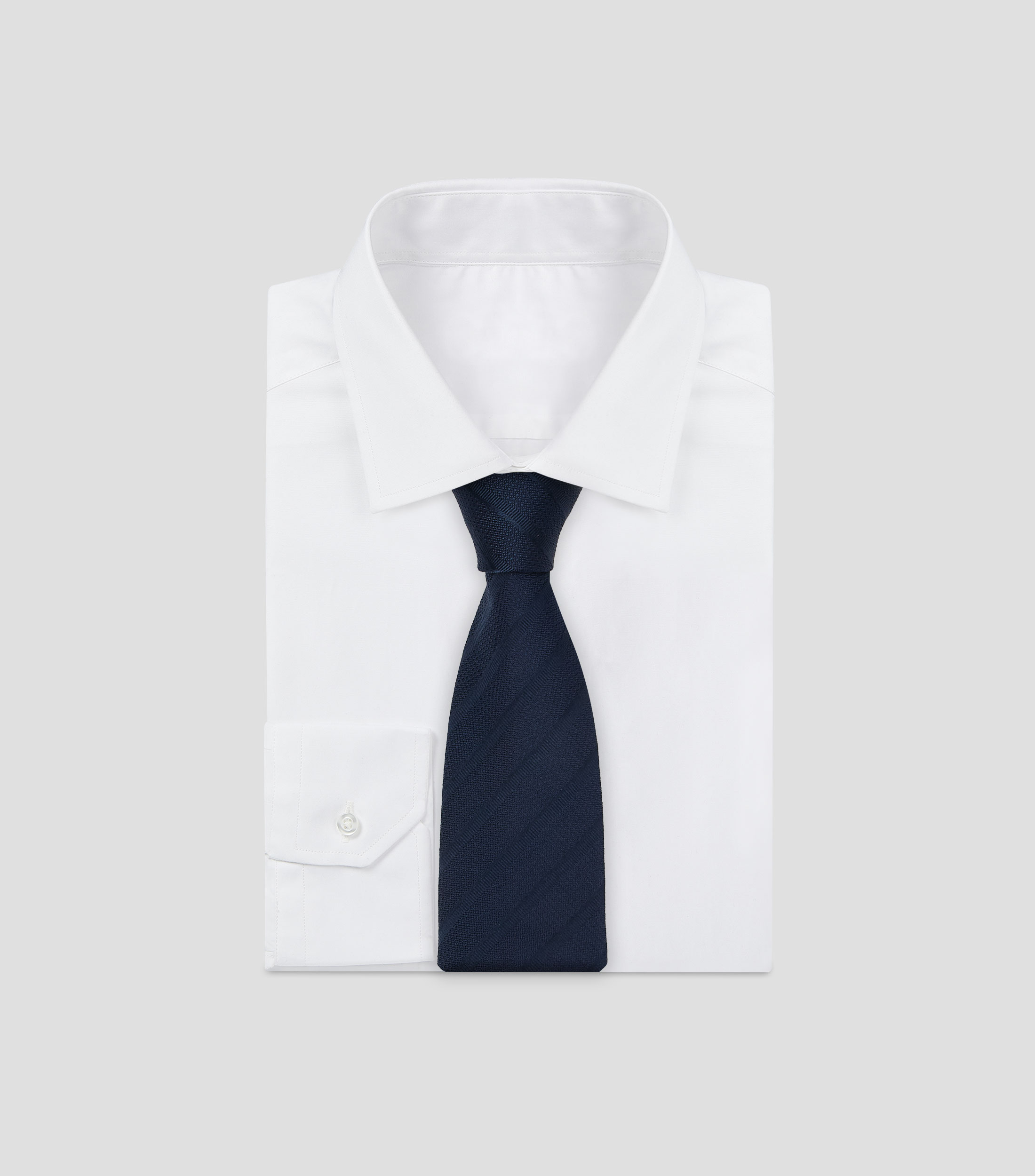 Corbata ancha en seda con rayas